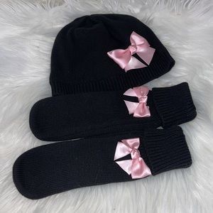 New in box Kate Spade hat and mitten set girls